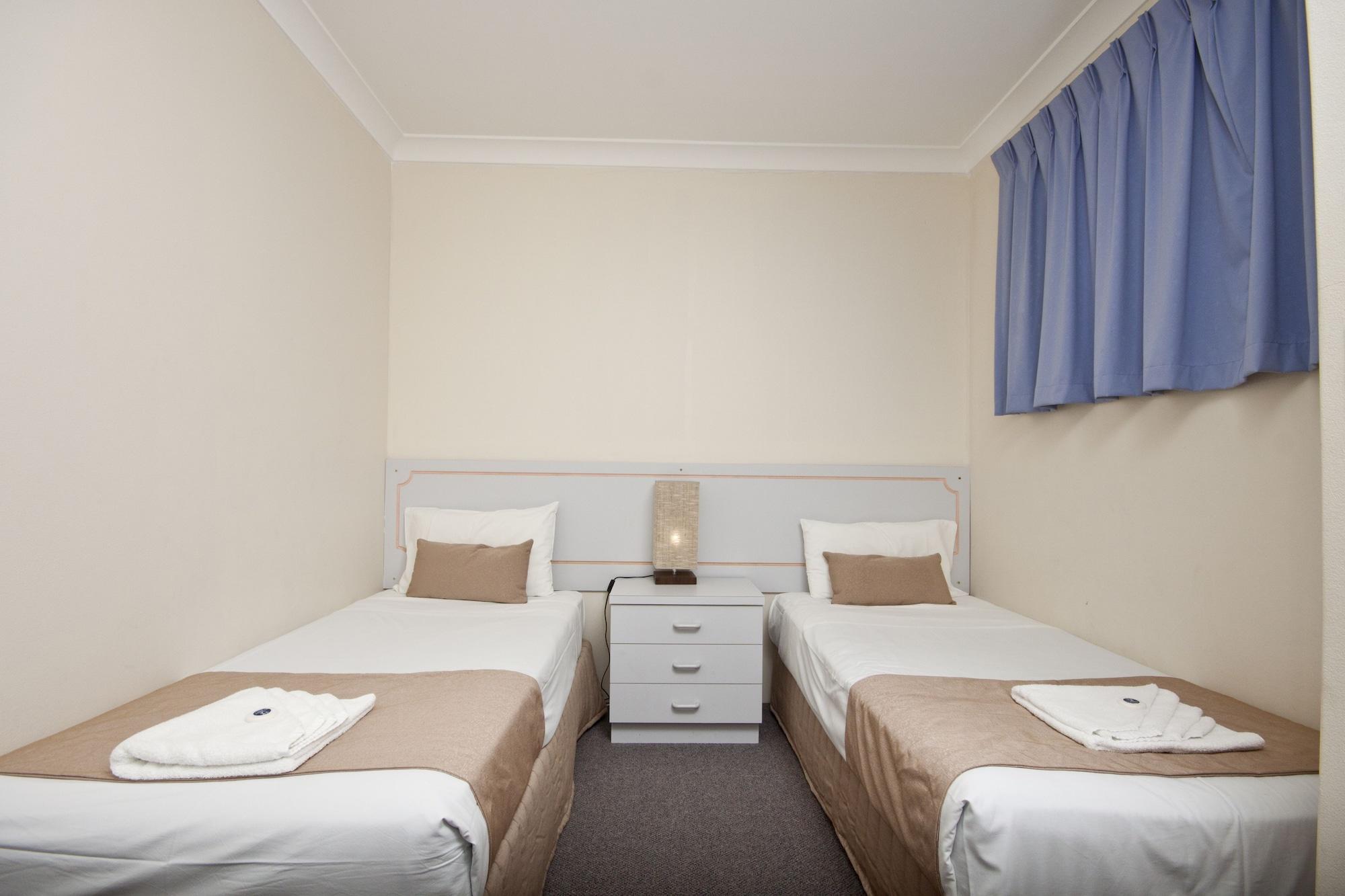 Island Palms Motor Inn Форстер Экстерьер фото
