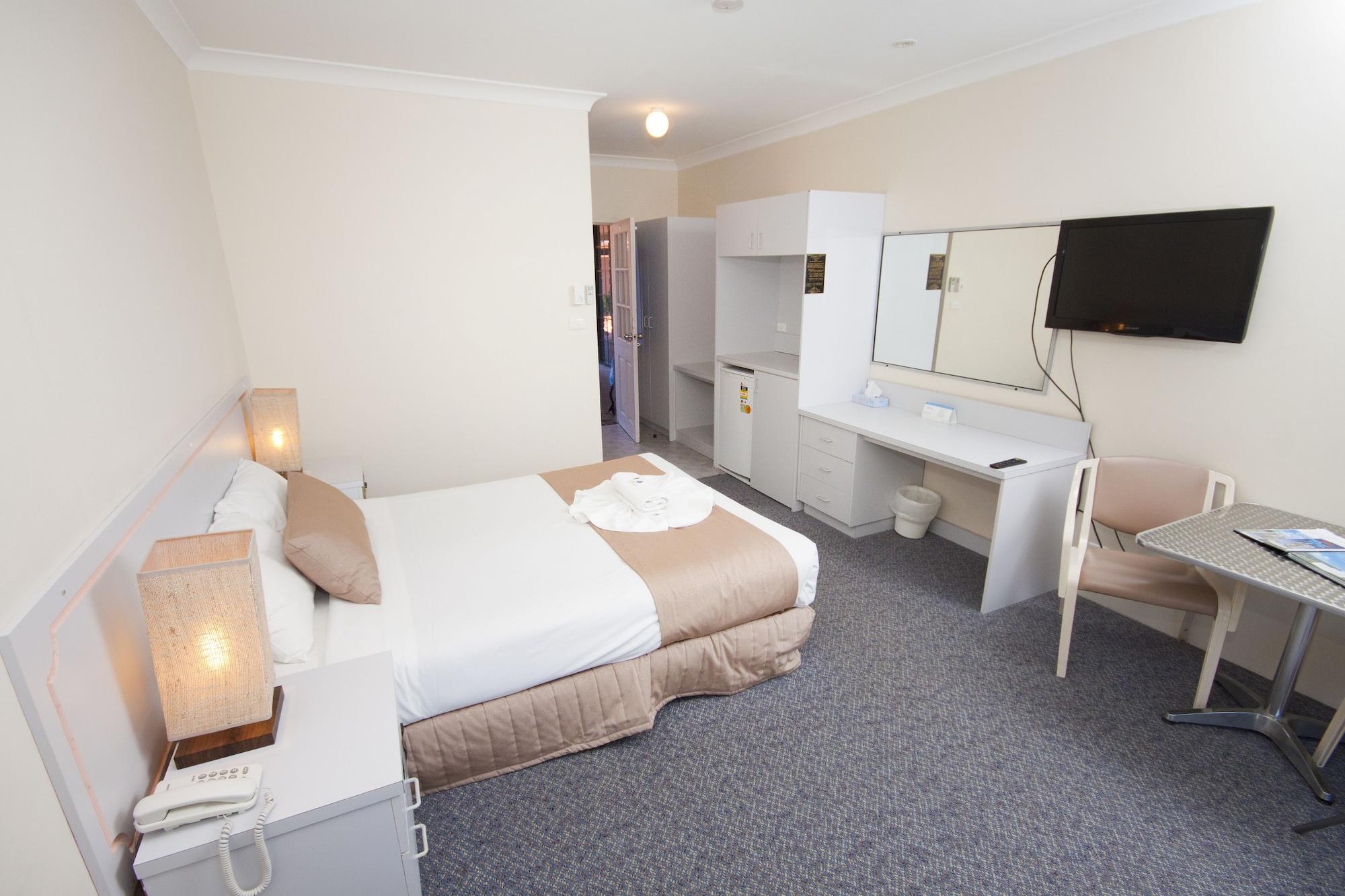 Island Palms Motor Inn Форстер Экстерьер фото