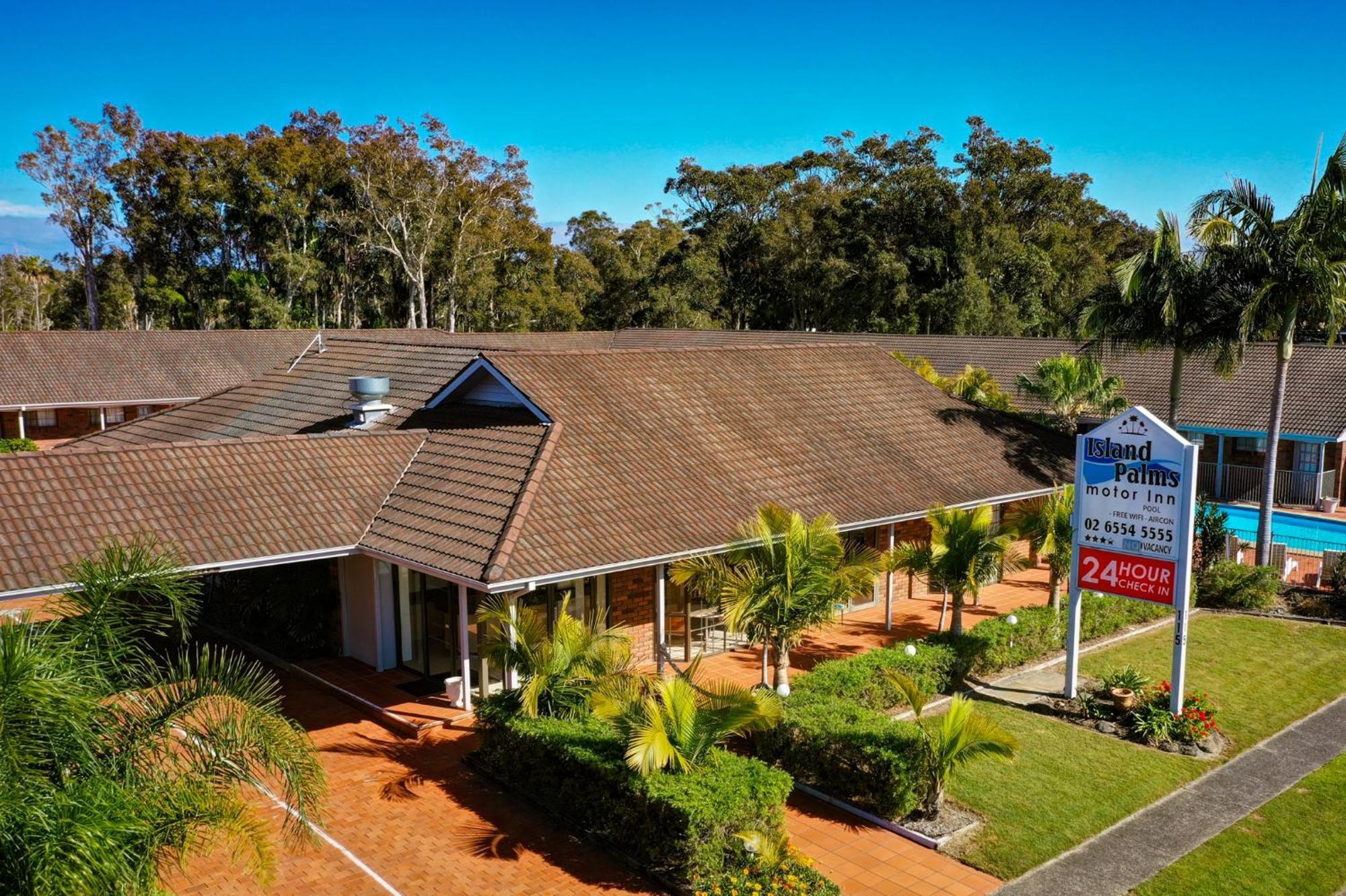 Island Palms Motor Inn Форстер Экстерьер фото